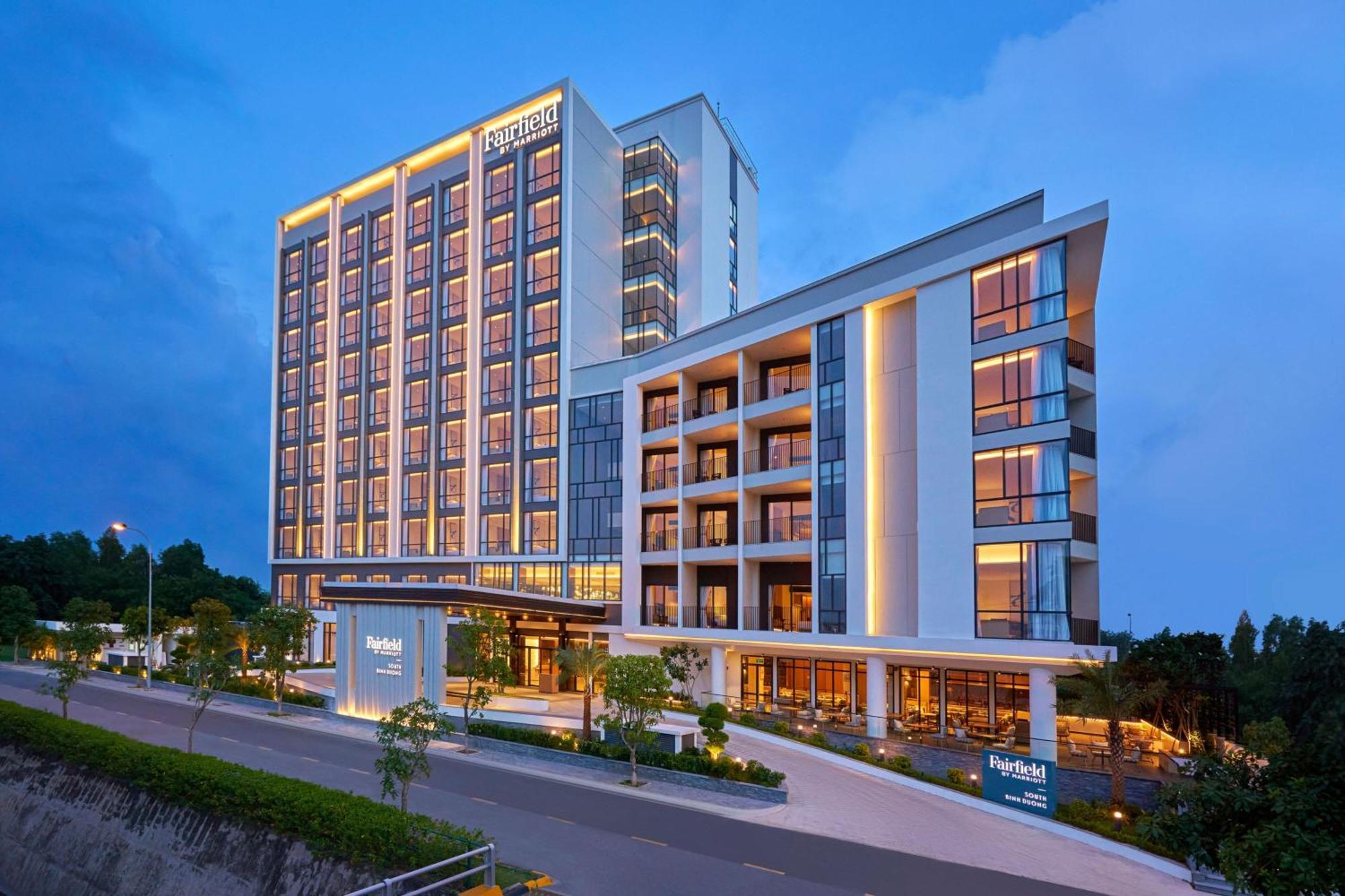 Fairfield By Marriott South Binh Duong Hotel Thuan An Bagian luar foto