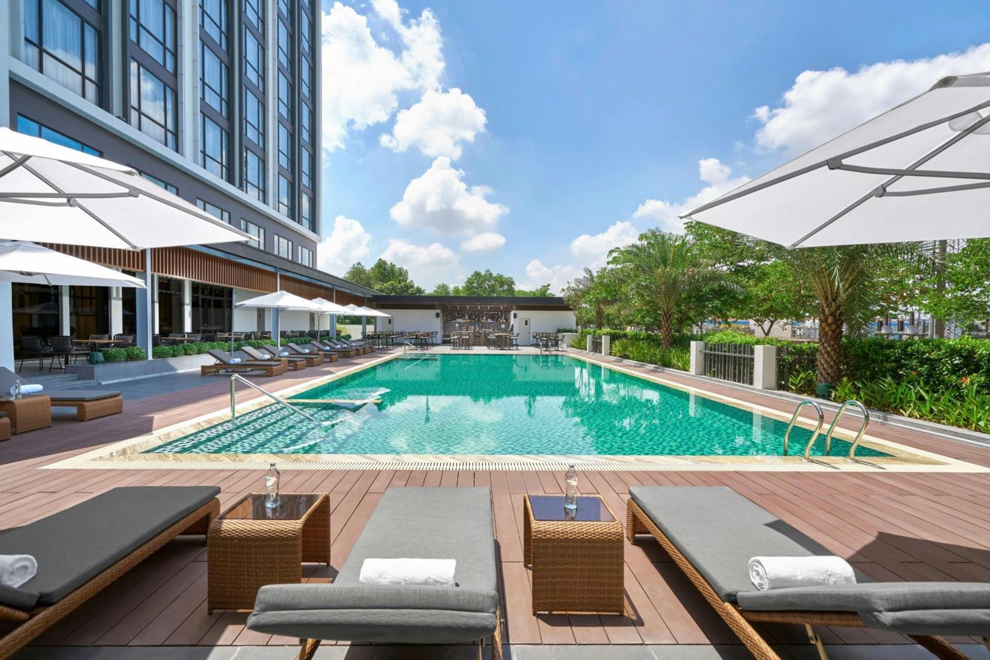 Fairfield By Marriott South Binh Duong Hotel Thuan An Bagian luar foto